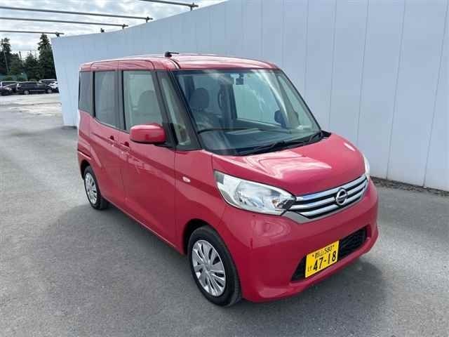 60045 Nissan Dayz roox B21A 2015 г. (MIRIVE Saitama)